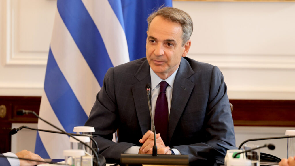 Μέτρα σε δύο δόσεις