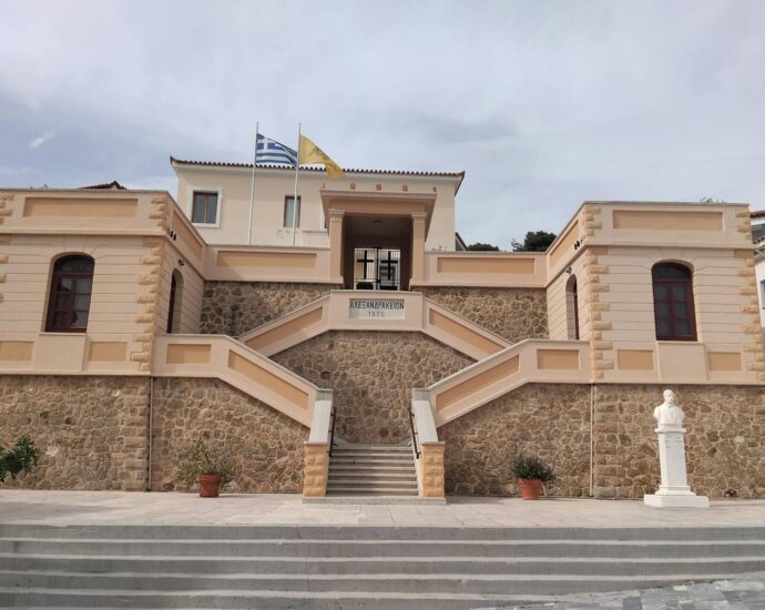 στήριξη στους συνταξιούχους